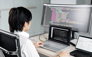 阜新 ,php声明和调用变量的符号是什么？